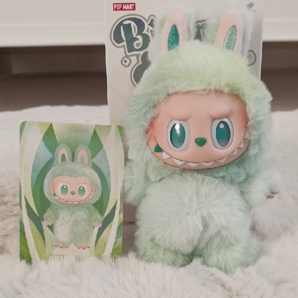 (Serenity) Authentic Pop Mart Big Into Energy Labubu - Open Box